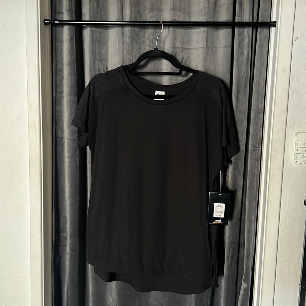 BRAND NEW WITH TAGS active wear T-shirt